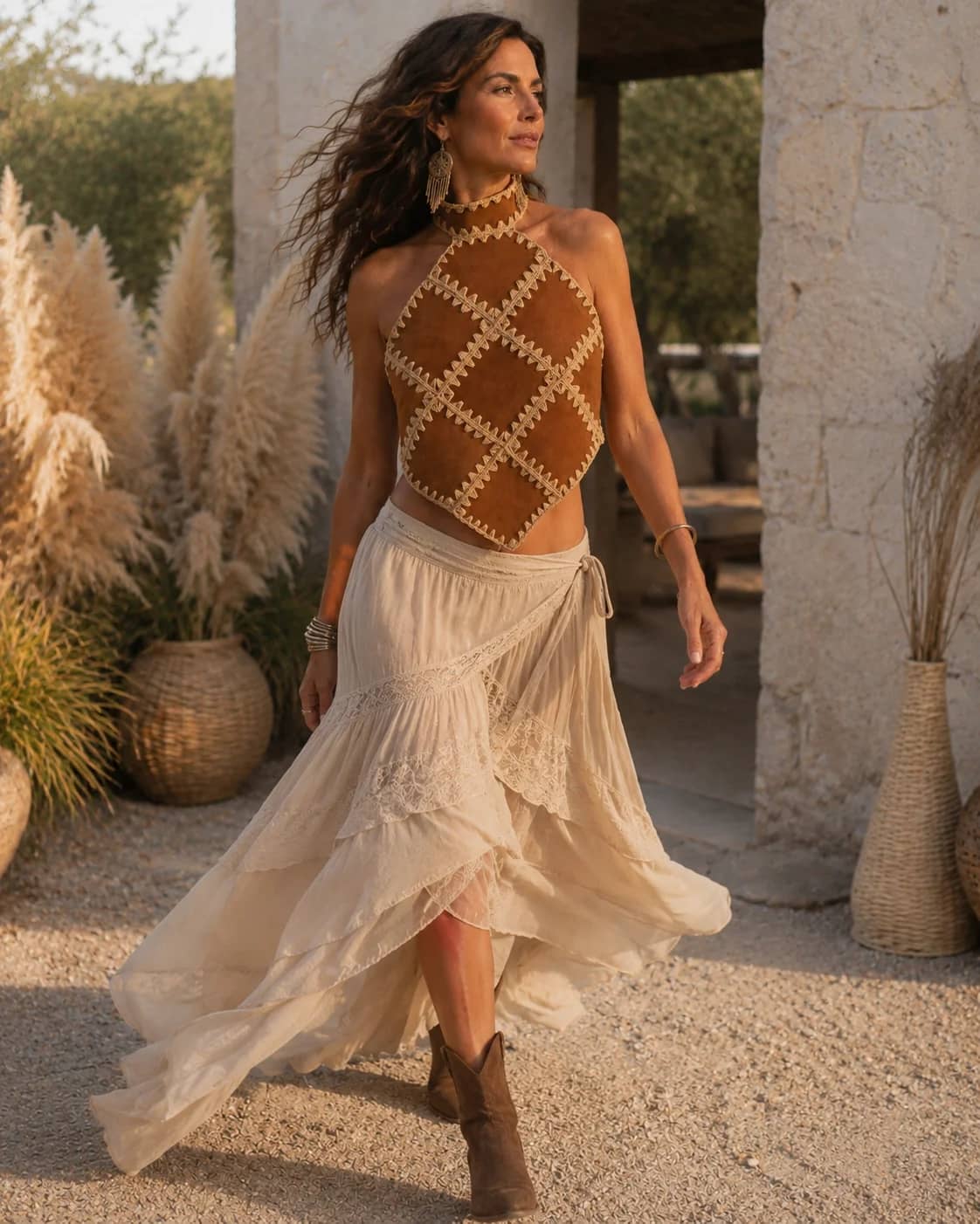 Top en cuero gamuzado,tejido al crochet